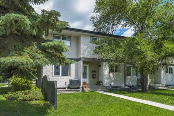 Rothesay Townhouses property